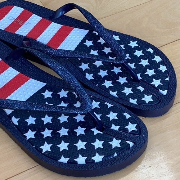 Capelli Of New York American Flag Flip Flops Size 8 - Picture 15 of 16